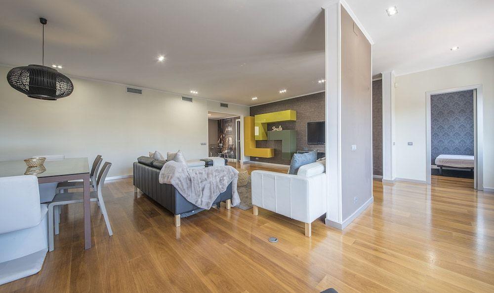 You Stylish City Centre Apartments