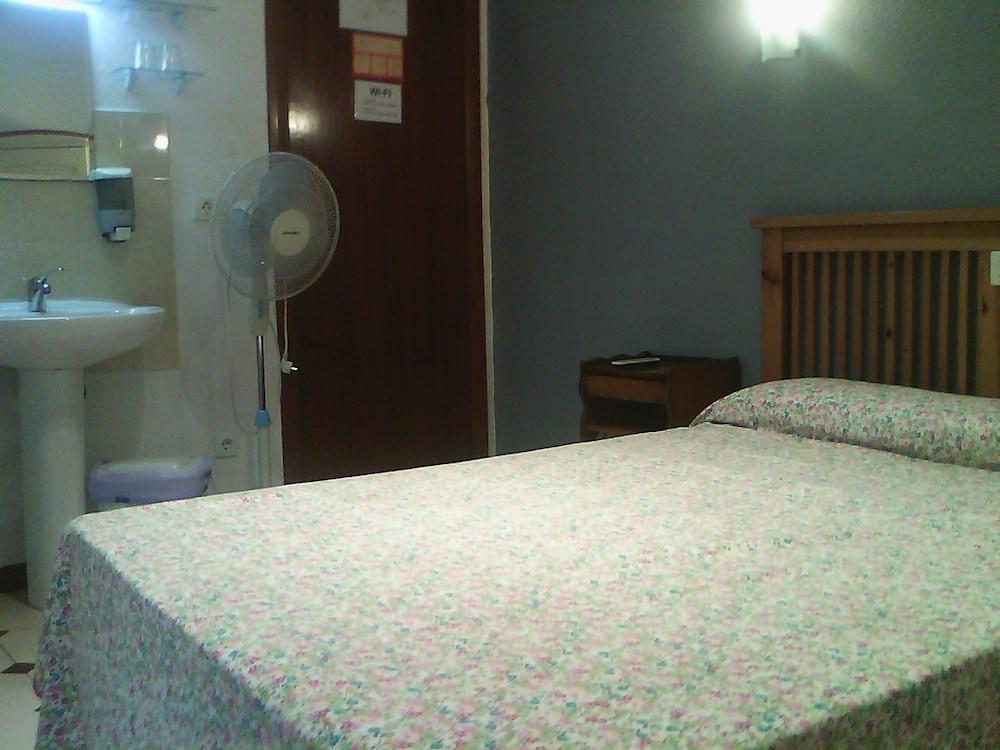 Hostal Central