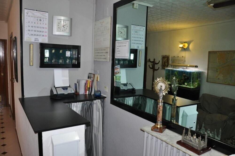 Hostal Central