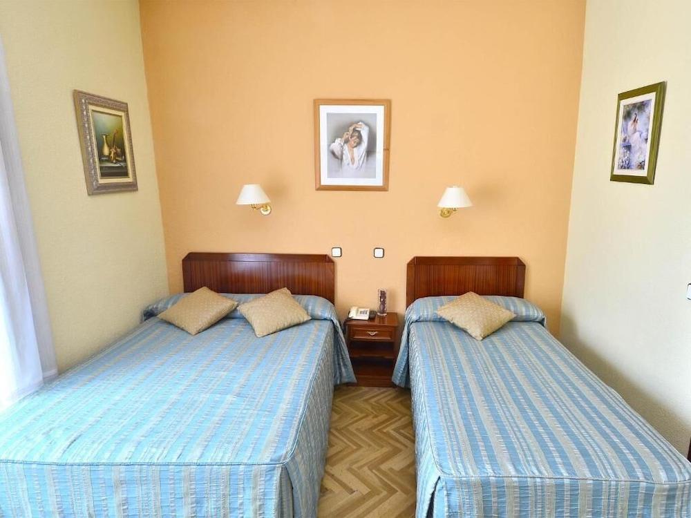 Hostal Sardinero