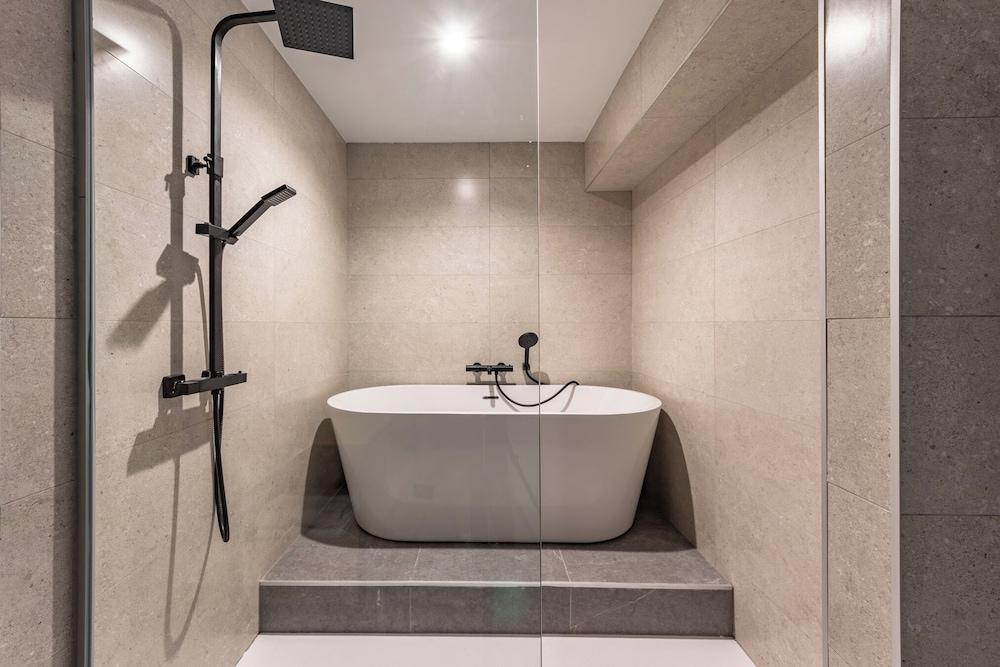 Arenal Suites Bilbao