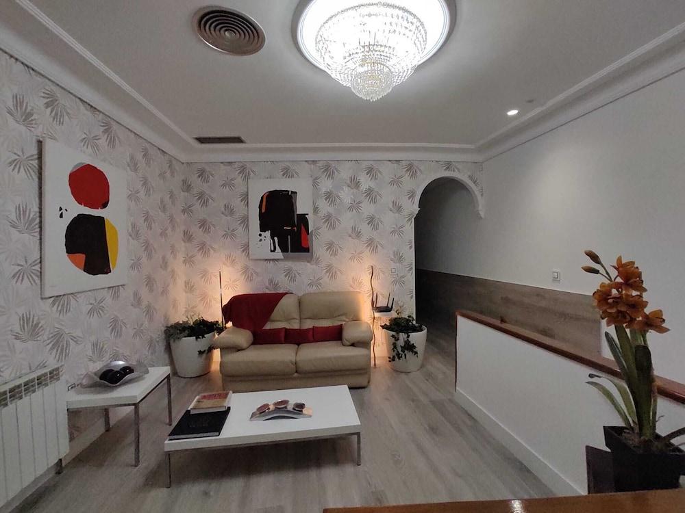 Hostal Alfaro
