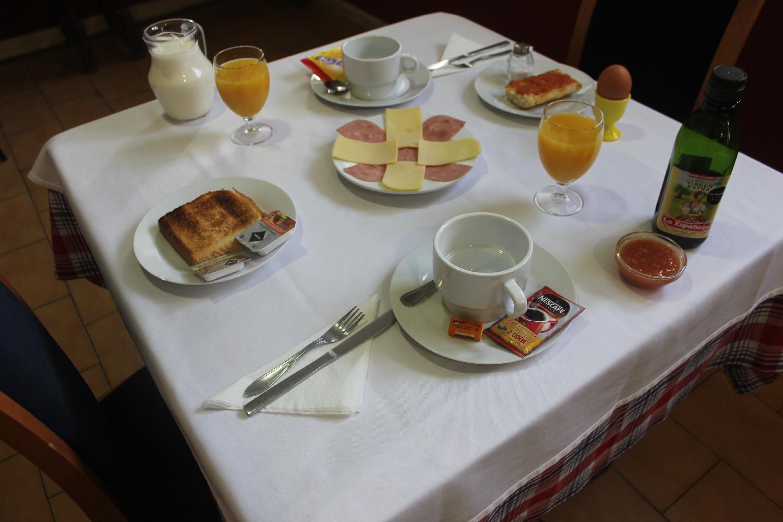 Hostal Falfes