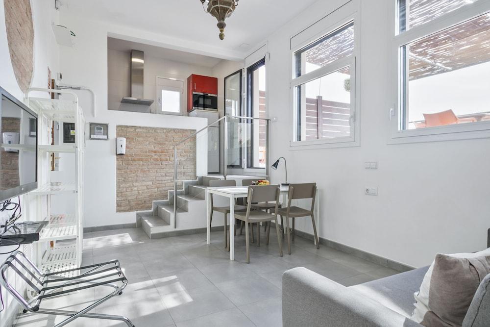 Stay Together Barcelona Apartments