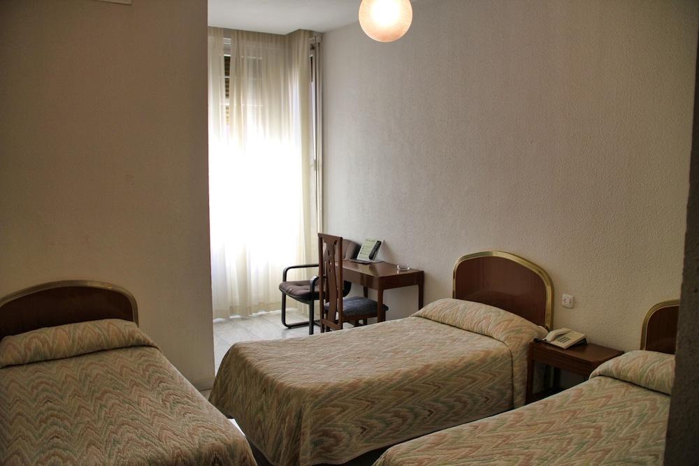 Hostal Excelsior