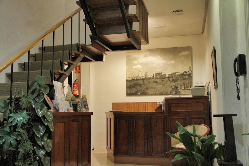 Hostal Excelsior