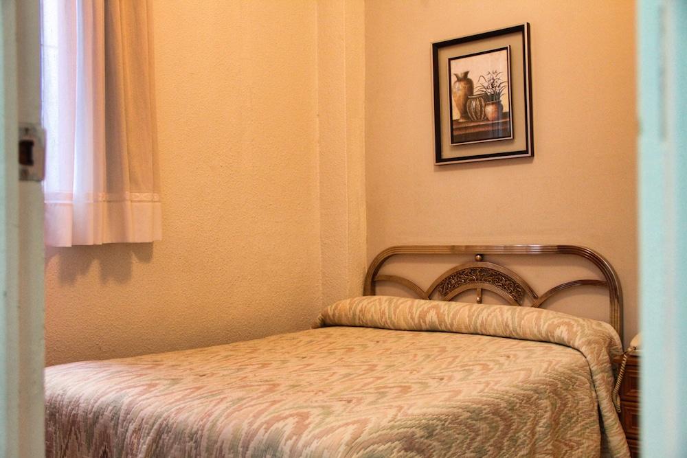 Hostal Excelsior