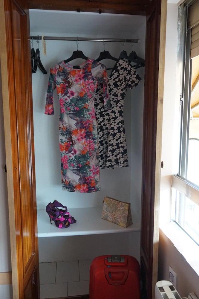 Hostal Alamare
