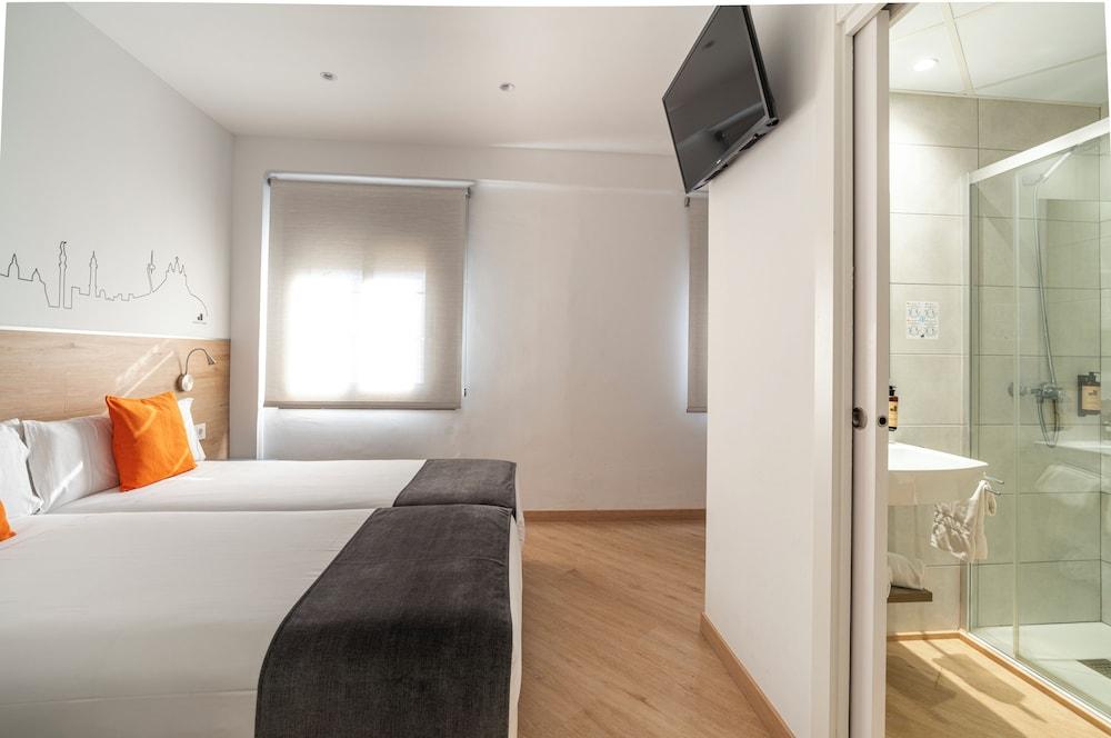 Hostal Sans