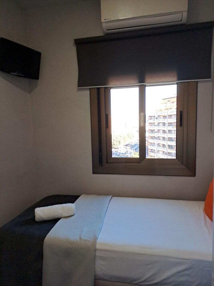 Hostal Sans