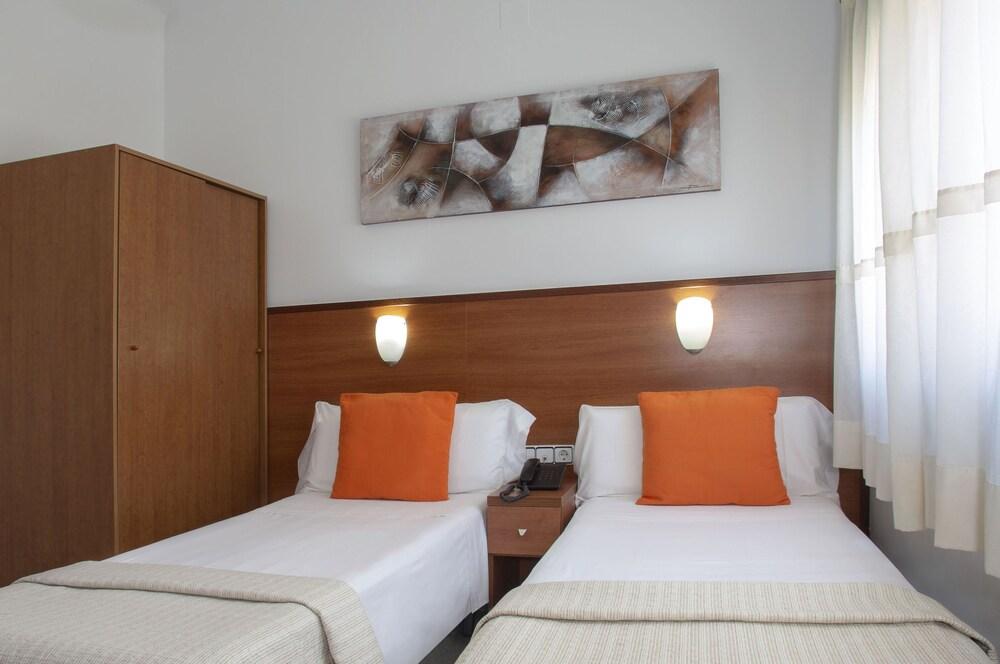Hostal Sans