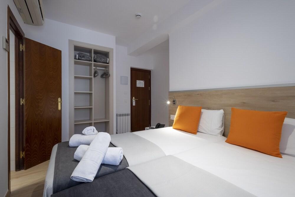 Hostal Sans