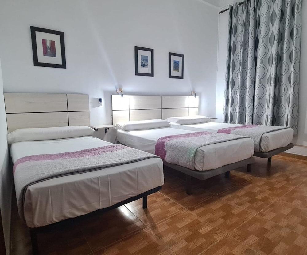 Hostal Miami