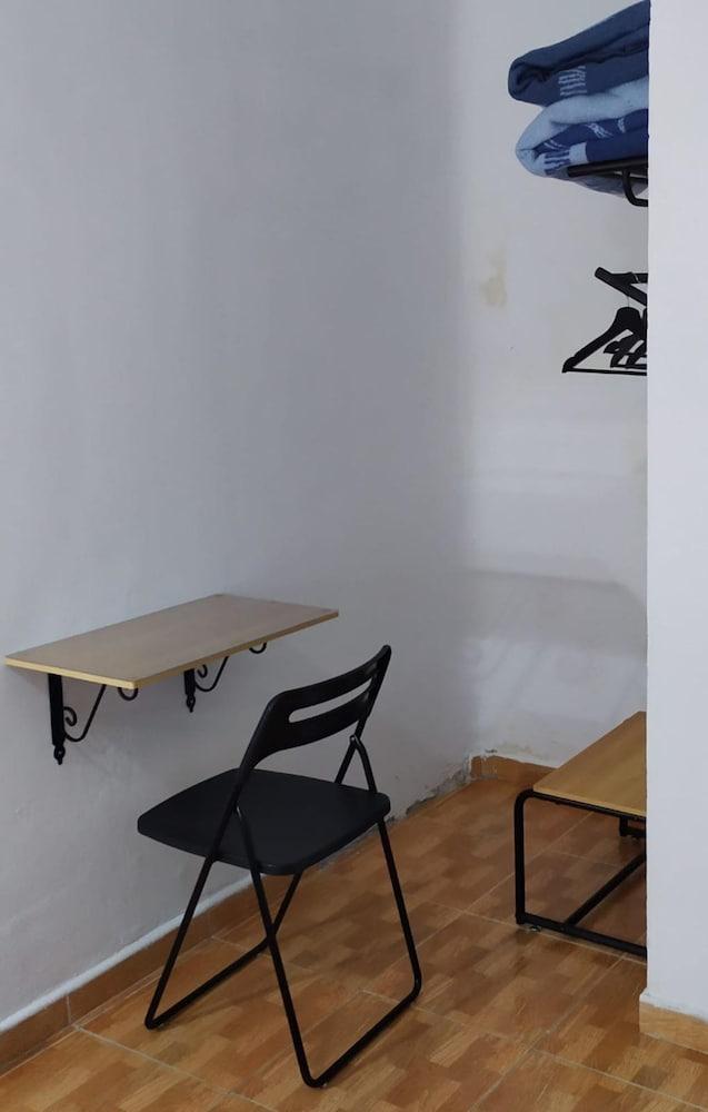 Hostal Miami