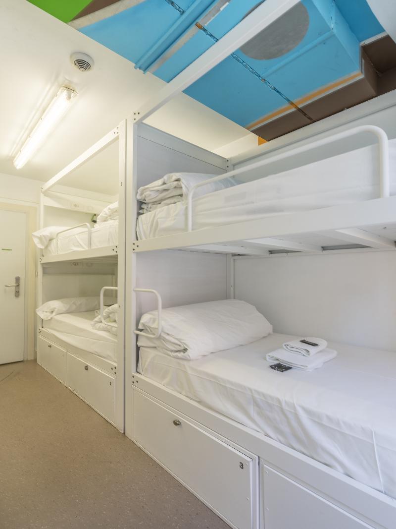 Ganbara Hostel
