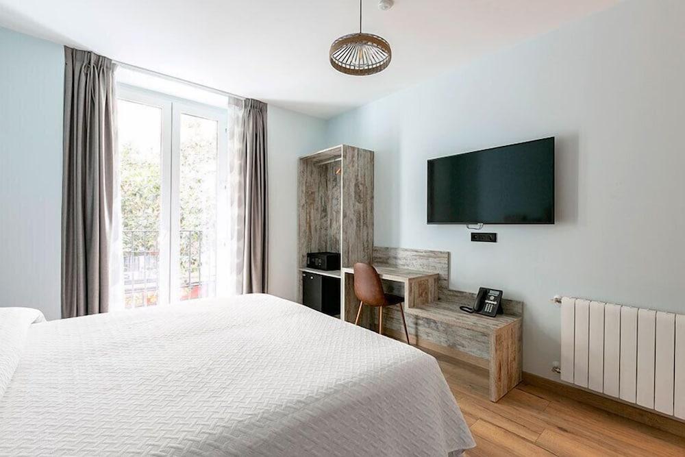 Hostal Anton Martin