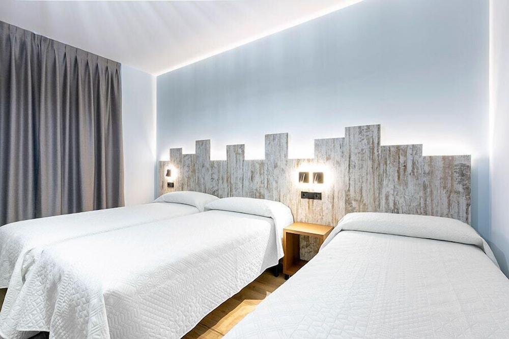 Hostal Anton Martin