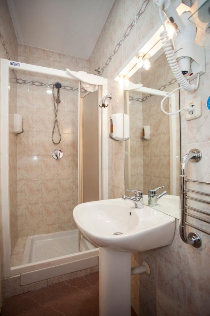 Hostal Jqc Ártico