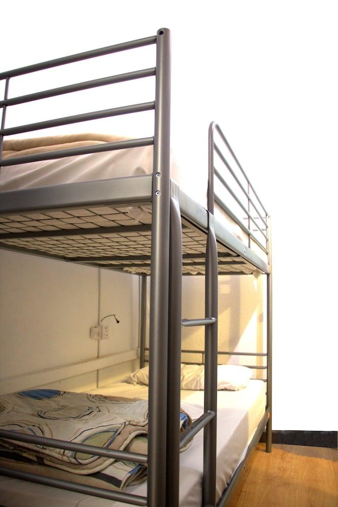 Casa Barcelo Hostel