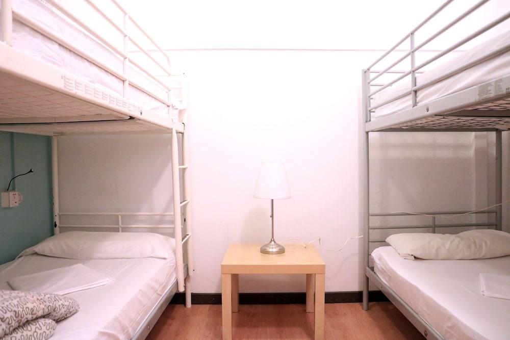 Casa Barcelo Hostel