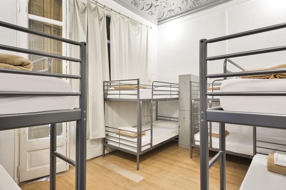 Casa Barcelo Hostel