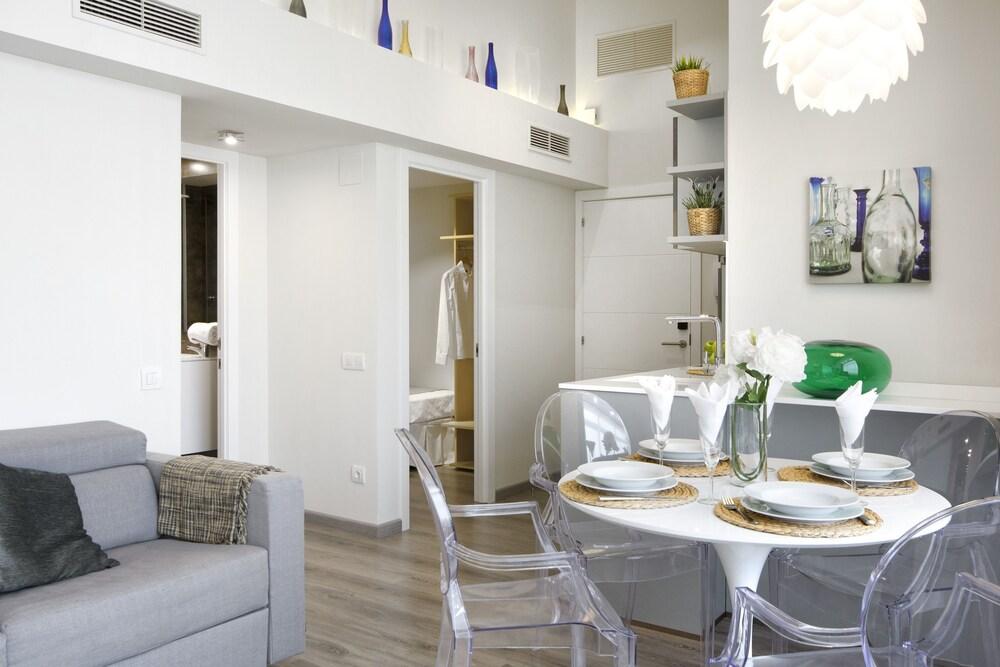 Mercedes Heritage Barcelona Apartments