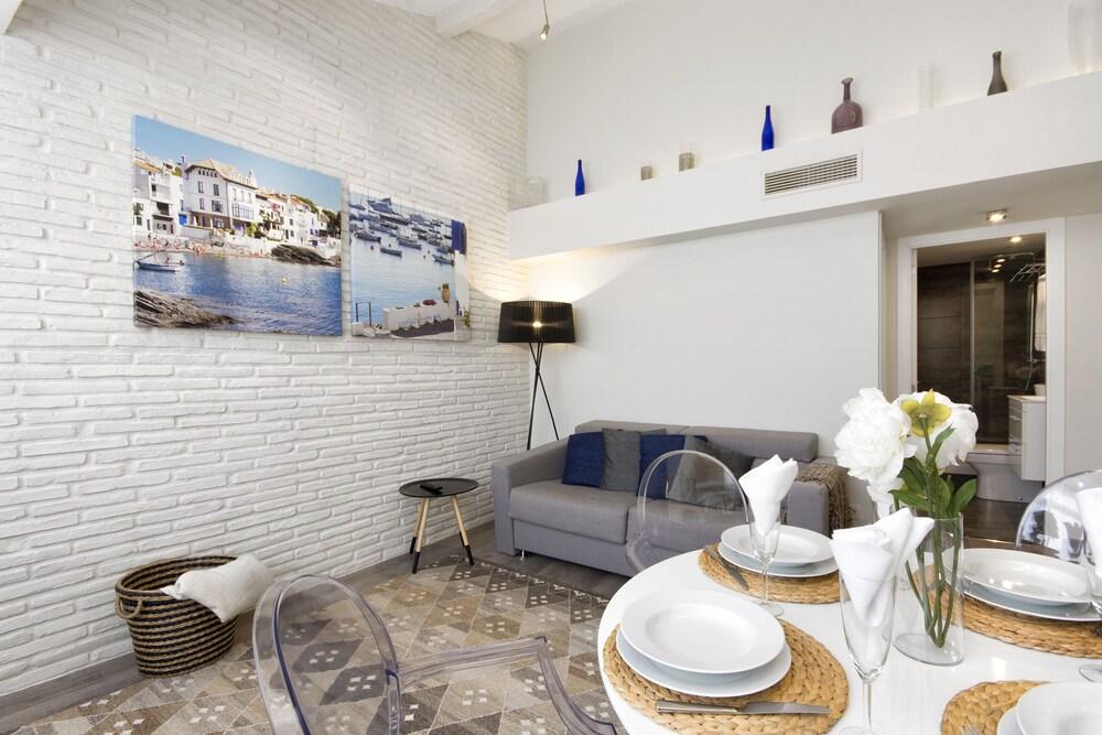 Mercedes Heritage Barcelona Apartments