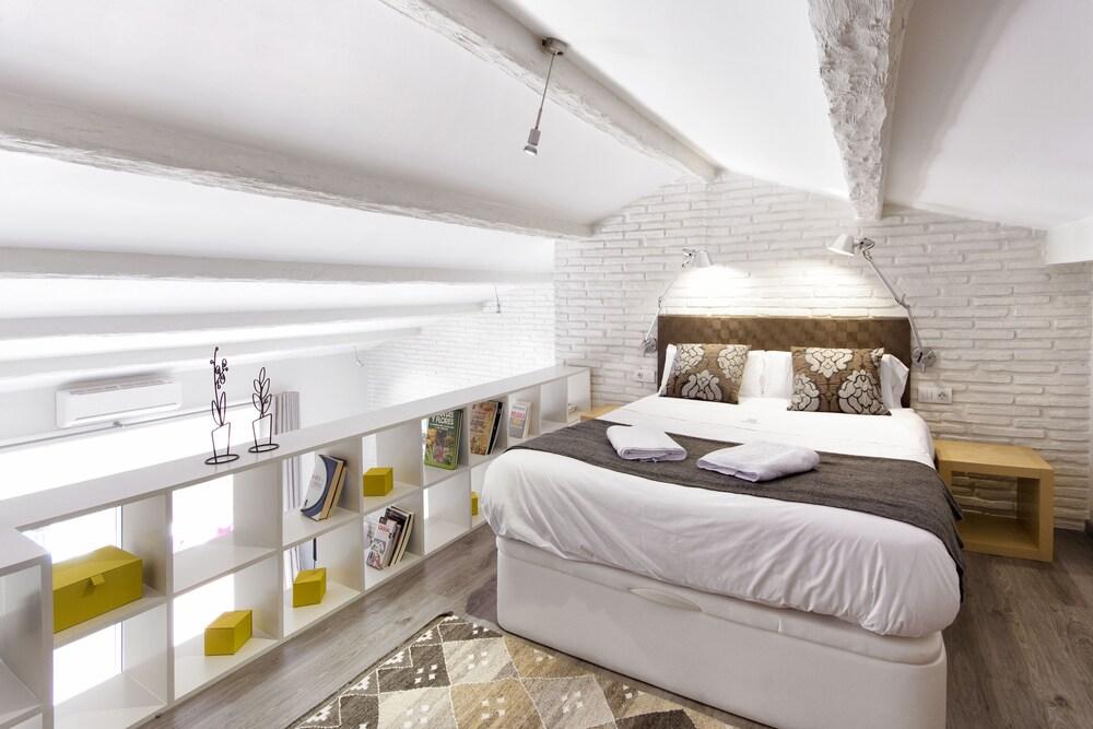 Mercedes Heritage Barcelona Apartments