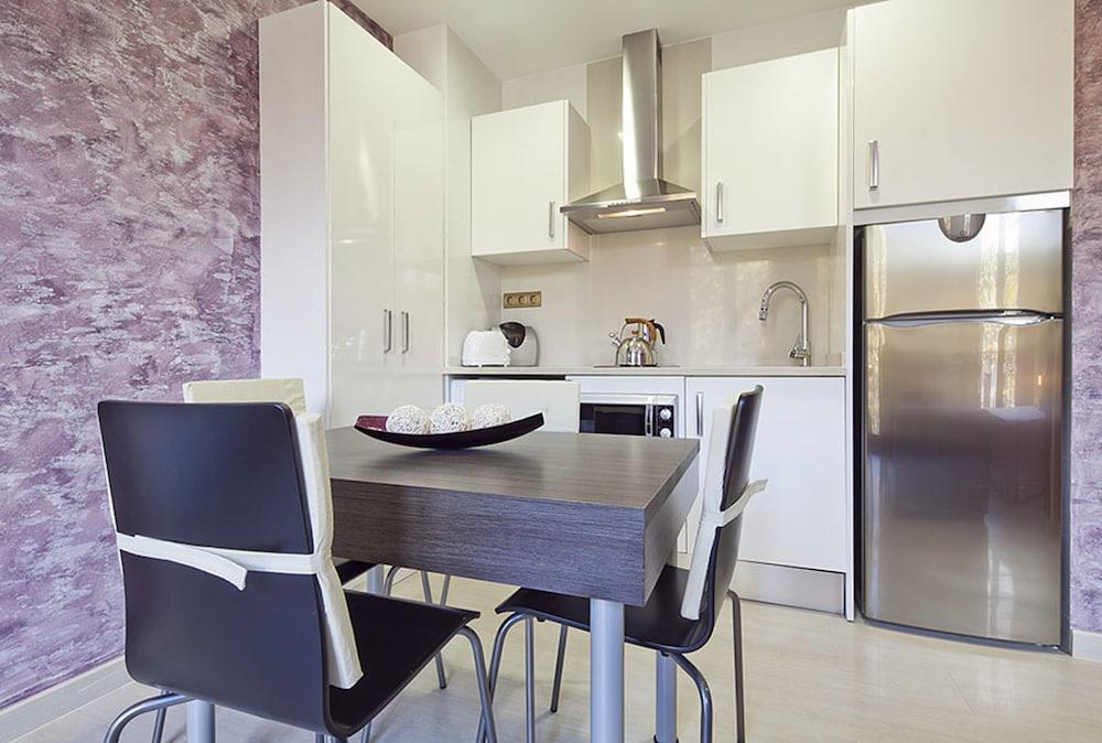 Apartments Ramblas 108