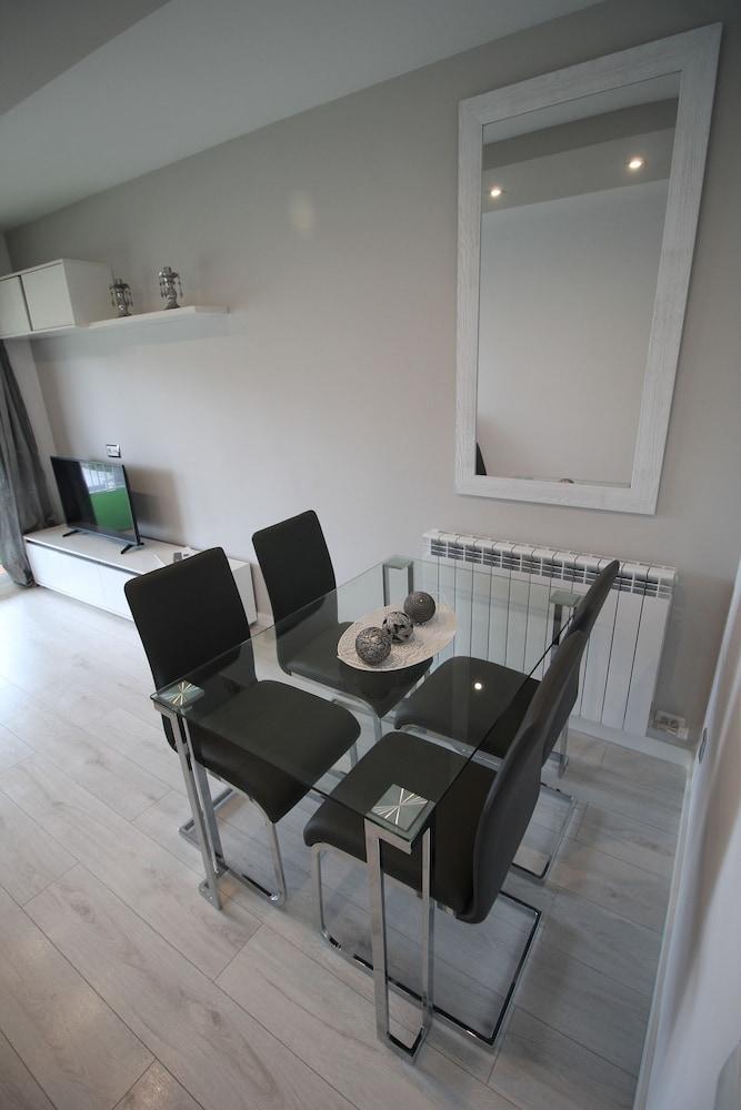 Apartments Ramblas 108