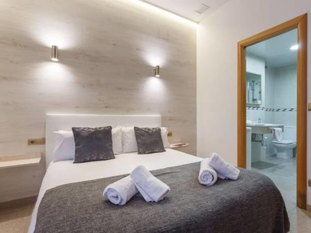 Apartments Ramblas 108