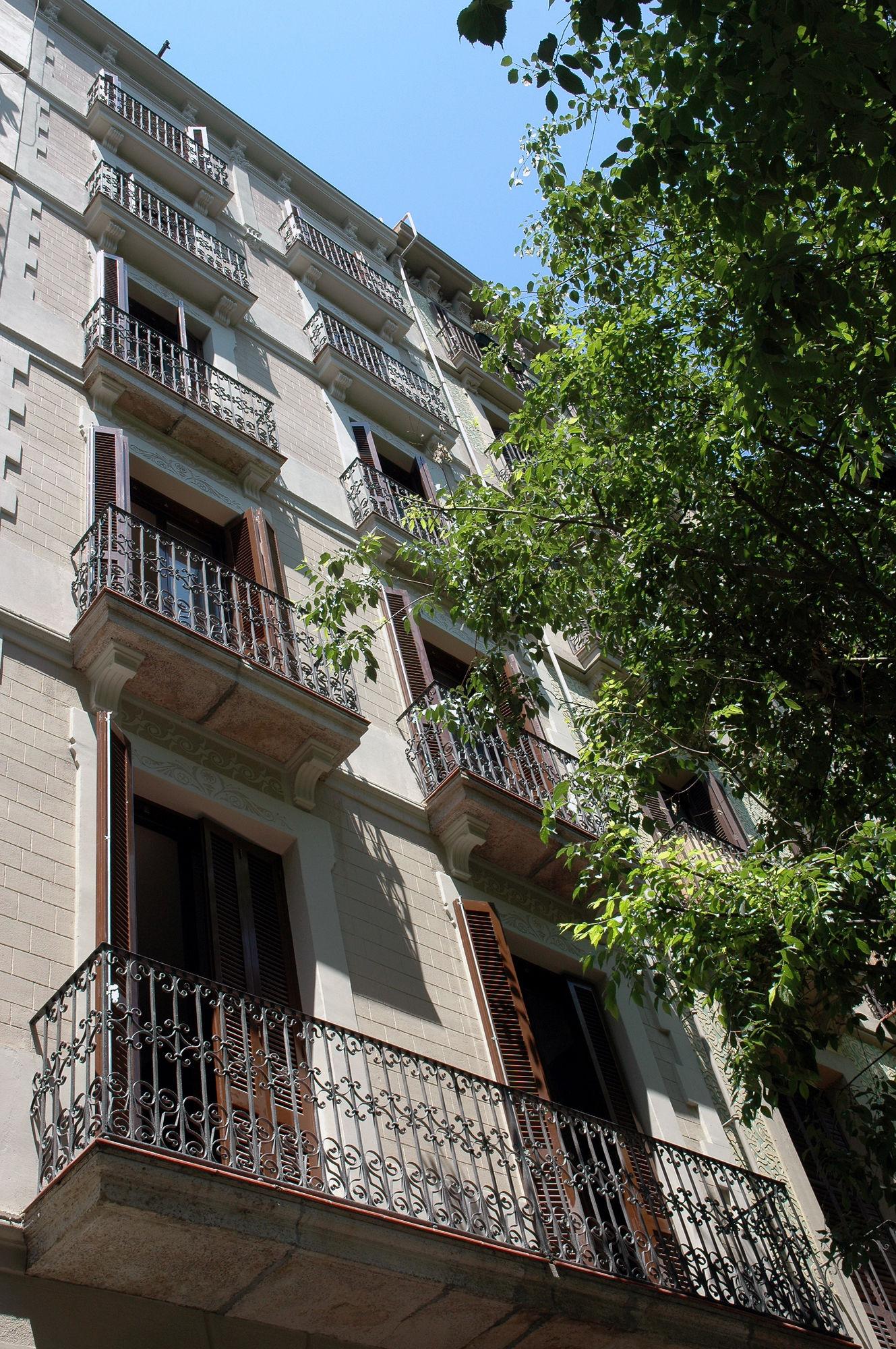 Wello Apartments