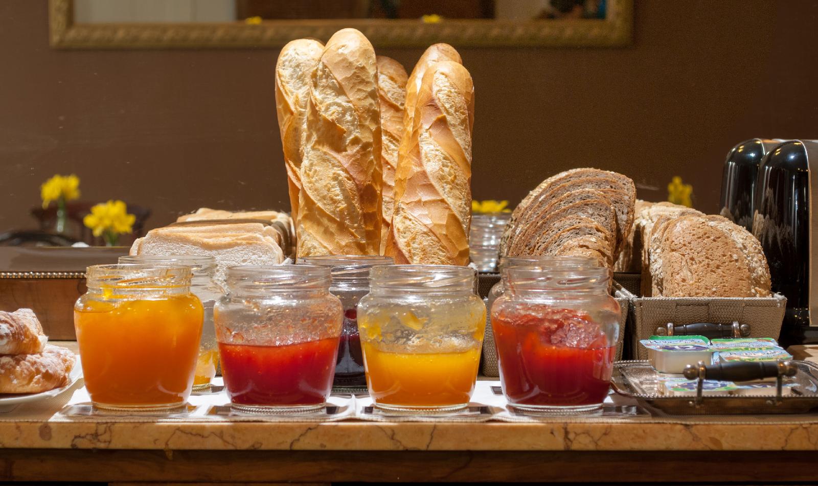 Mihlton Barcelona Boutique B&B