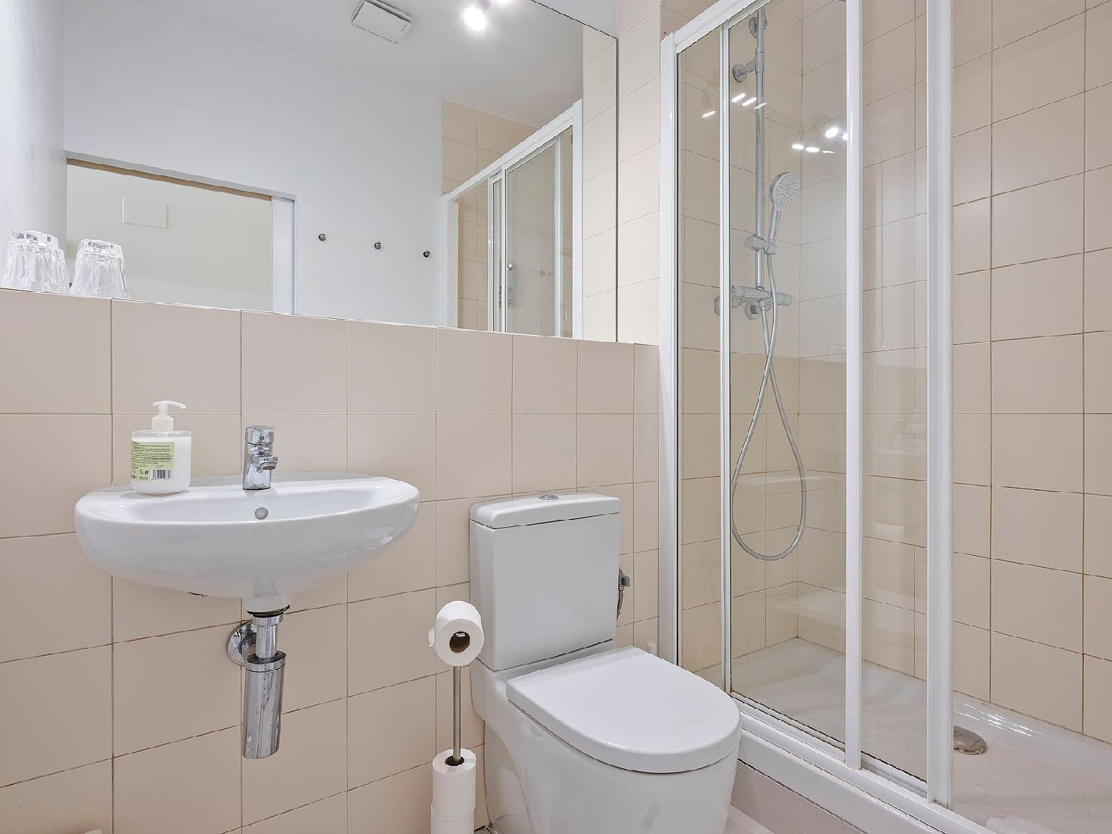 Mihlton Barcelona Boutique B&B