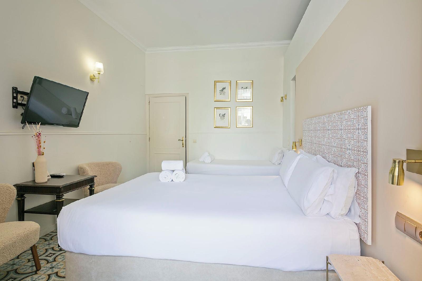 Mihlton Barcelona Boutique B&B