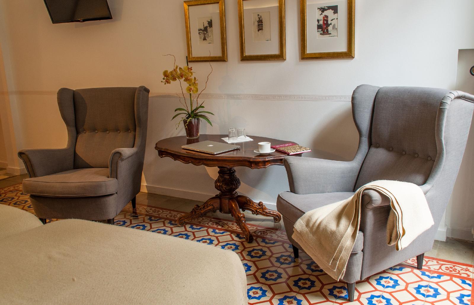 Mihlton Barcelona Boutique B&B