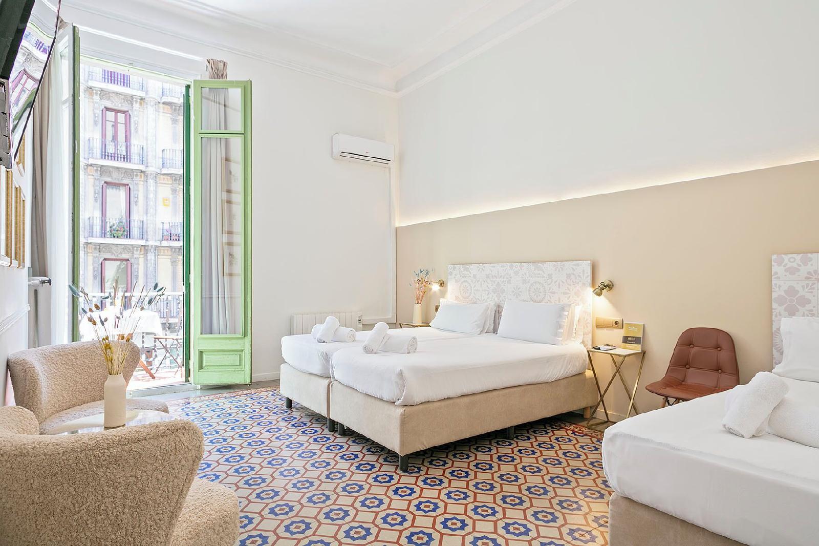 Mihlton Barcelona Boutique B&B