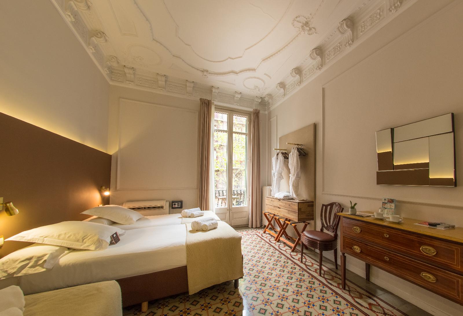 Mihlton Barcelona Boutique B&B