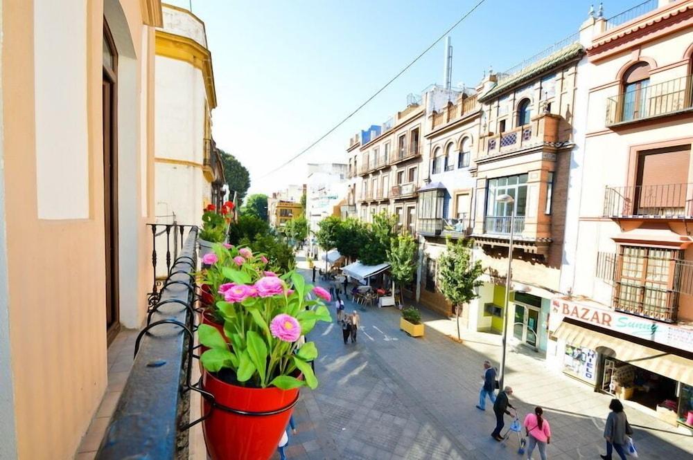 The Zentral Suites & Apartments