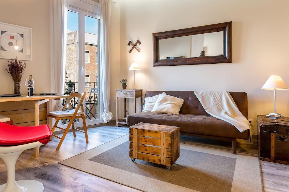 Urban District Apartments - Barcelona Smart Vintage