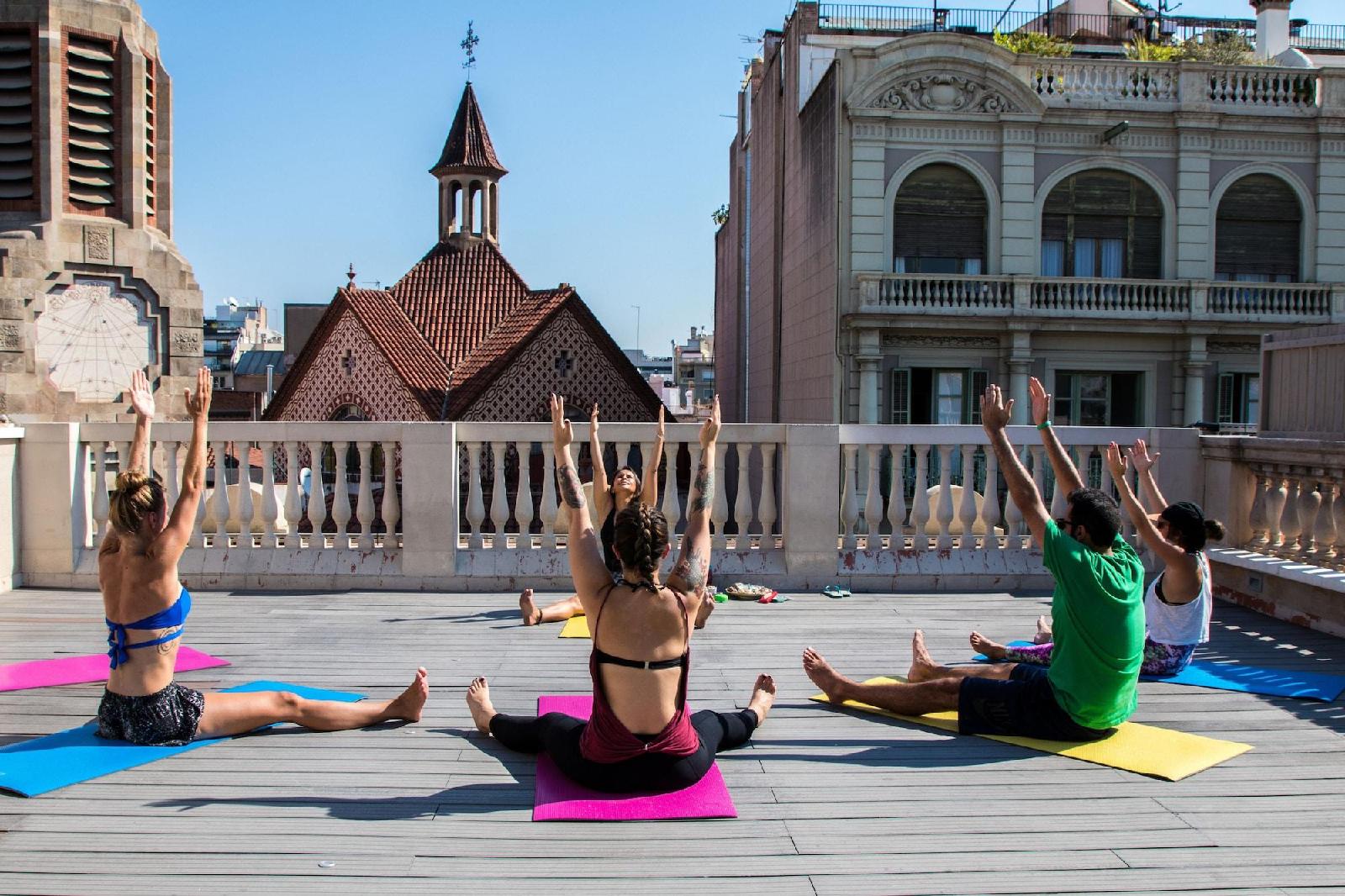 Sant Jordi Hostels Rock Palace