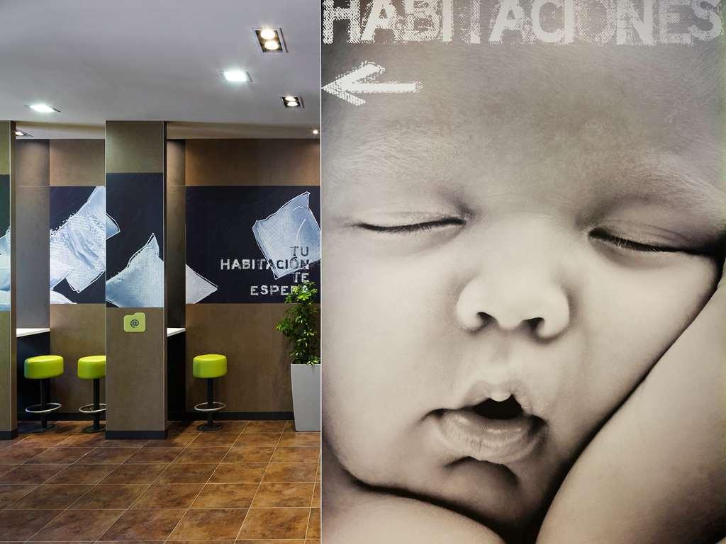 Ibis Budget Sevilla Aeropuerto