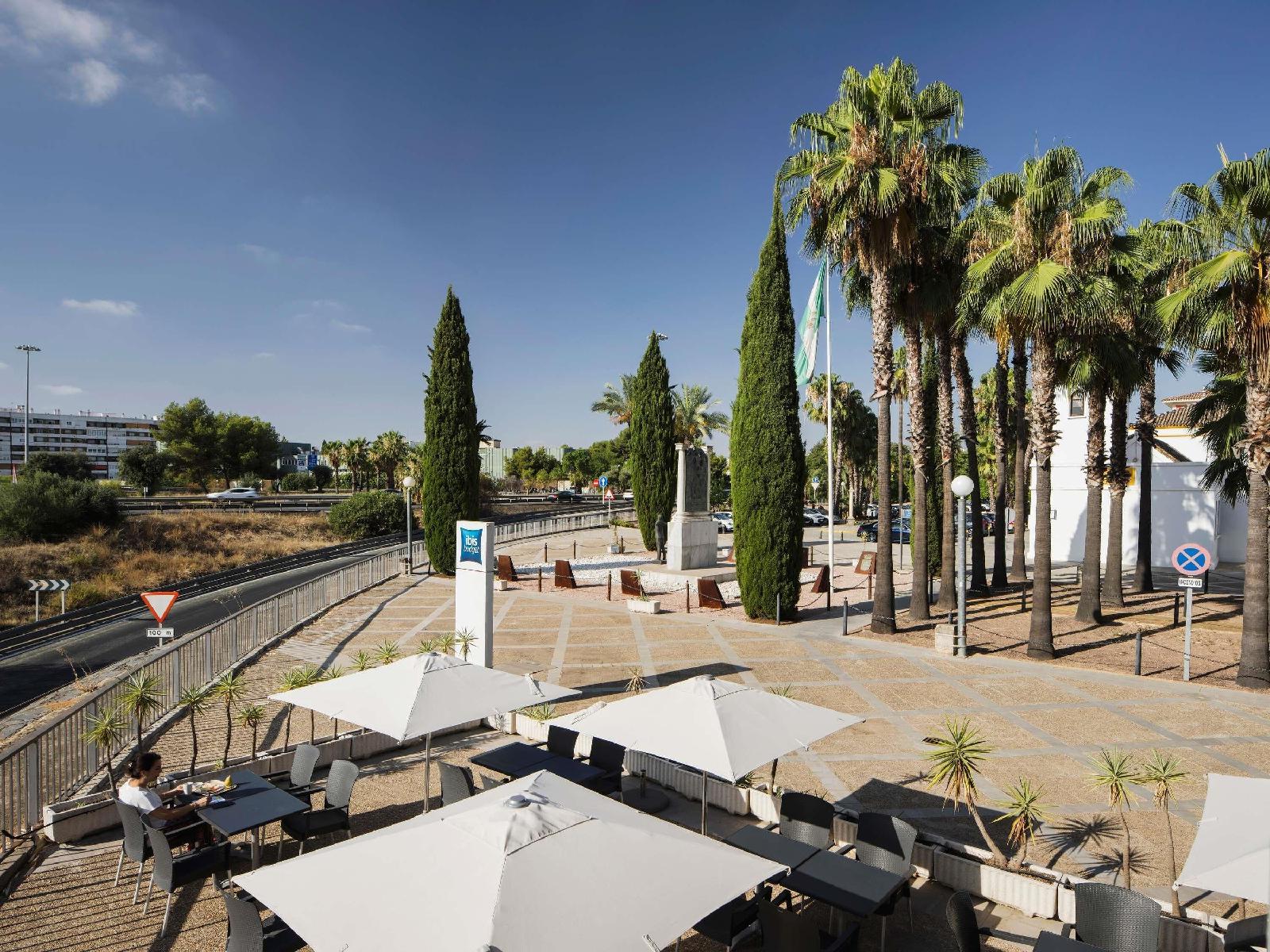 Ibis Budget Sevilla Aeropuerto