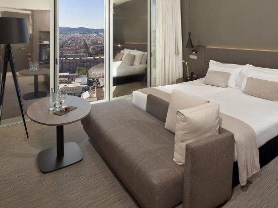 The Level at Meliá Barcelona Sky