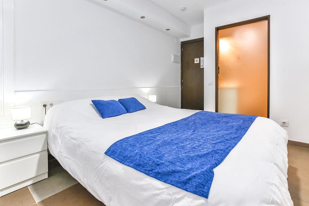 Laramond Barcelona Rooms