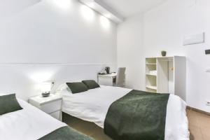 Laramond Barcelona Rooms