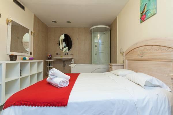 Gaudi Residence