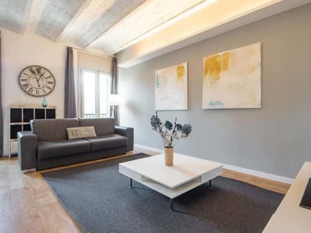 Rent Top Apartments Rambla Catalunya