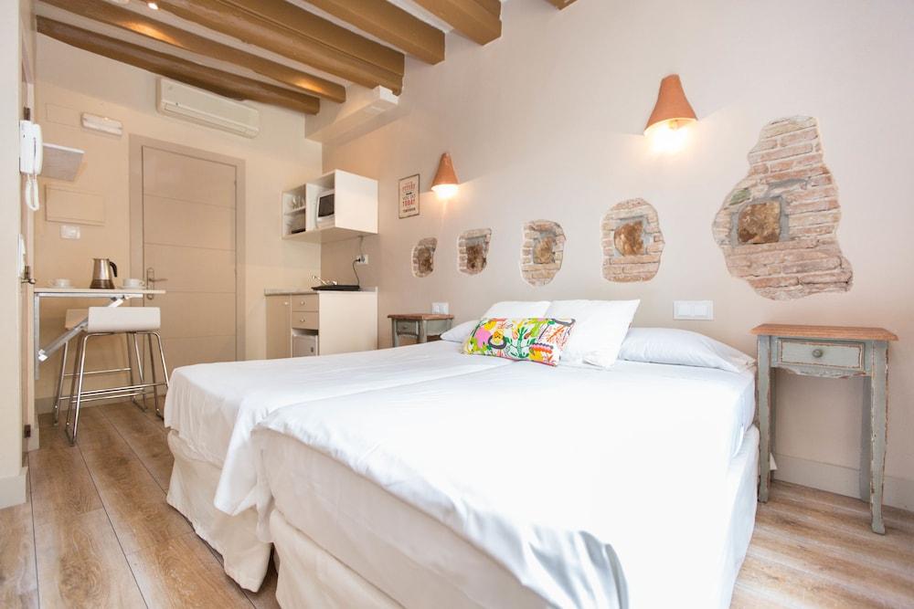Ainb Gothic-Jaume I Apartments