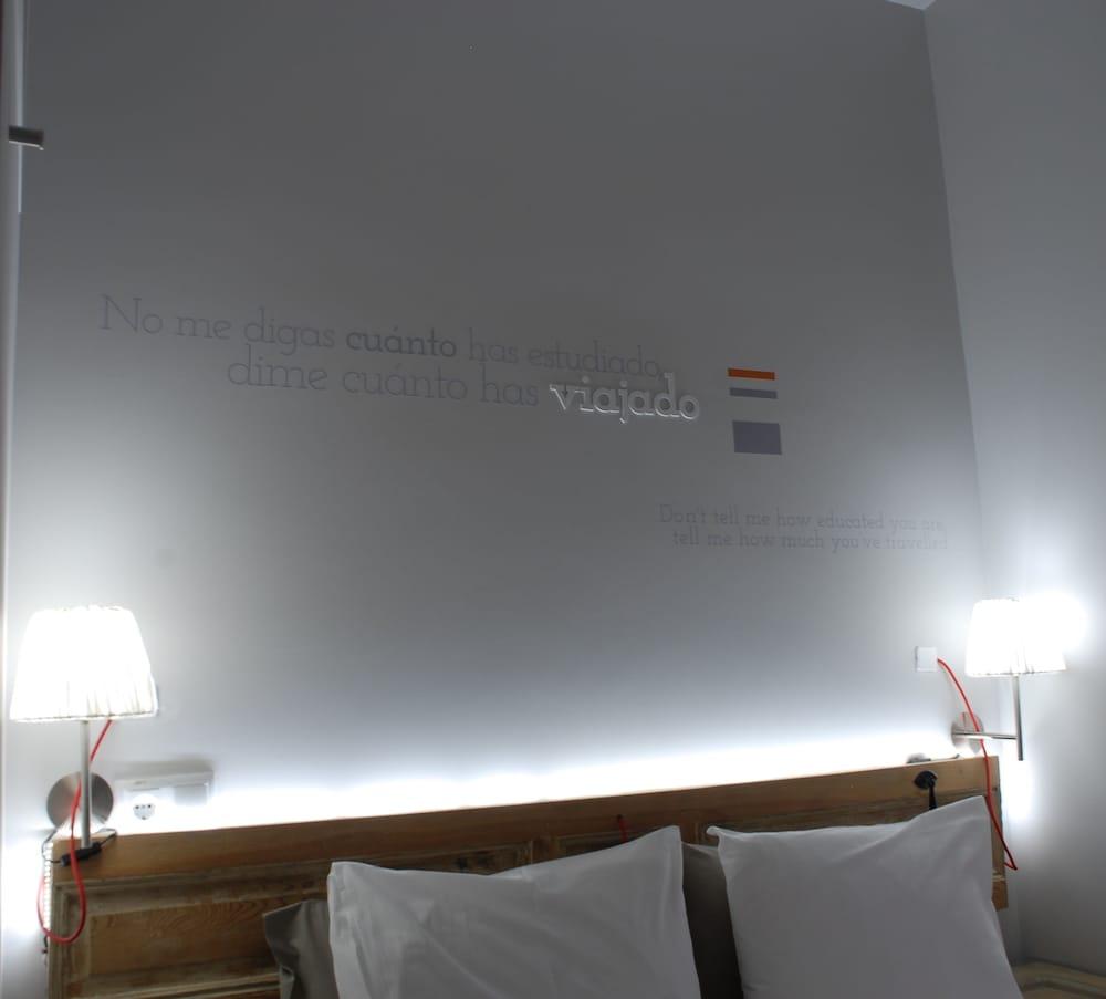 Diezmadrid Hostal
